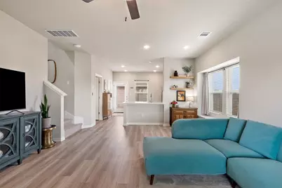 17930 Giglio Way, Pflugerville, TX 78660 - Photo 6