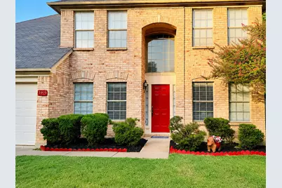 3919 Eagles Nest Street, Round Rock, TX 78665 - Photo 2