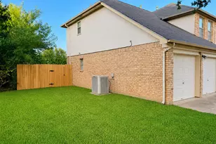 3919 Eagles Nest St, Round Rock, TX 78665 - Photo 10