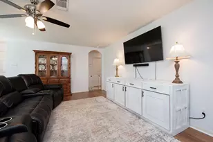 216 Millers Loop, Jarrell, TX 76537 - Photo 4