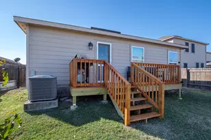 216 Millers Loop, Jarrell, TX 76537 - Photo 26