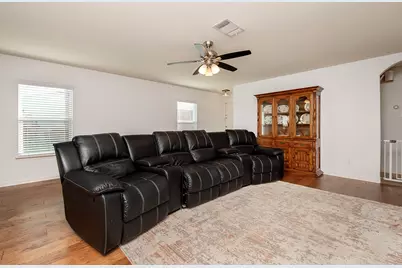 216 Millers Loop, Jarrell, TX 76537 - Photo 6