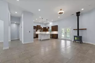 127 Medlar Dr, Cedar Creek, TX 78612 - Photo 14