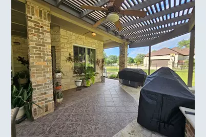 107 W Majestic Oak Lane, Georgetown, TX 78633 - Photo 32
