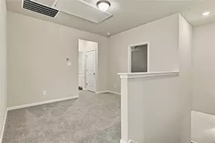 213 Little Grn Trl, Jarrell, TX 76537 - Photo 20