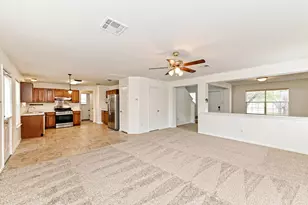 113 Sawgrass Cir, Kyle, TX 78640 - Photo 8