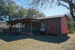 831 Magers Rd, Concan, TX 78838 - Photo 14