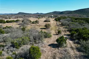 831 Magers Rd, Concan, TX 78838 - Photo 26