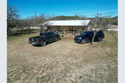 831 Magers Road, Concan, TX 78838 - Photo 8