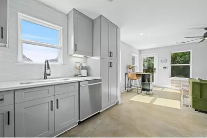 1210 Luna Street #2, Austin, TX 78721 - Photo 14