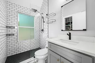 1210 Luna St, Austin, TX 78721 - Photo 6