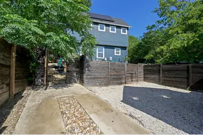 1210 Luna Street #2, Austin, TX 78721 - Photo 16