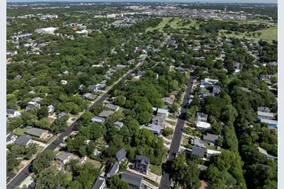 1210 Luna Street #2, Austin, TX 78721 - Photo 28