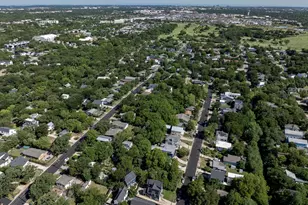 1210 Luna St, Austin, TX 78721 - Photo 28