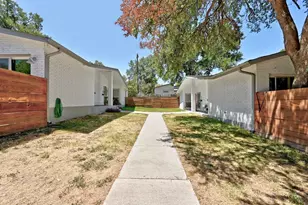 2401 La Casa Dr, Austin, TX 78704 - Photo 20