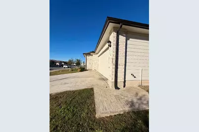 314 Addison Place, Lockhart, TX 78644 - Photo 2