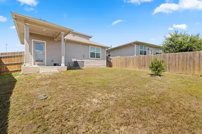 7713 Jacobean Way, Austin, TX 78724 - Photo 32