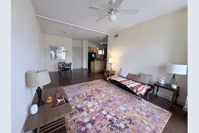 711 W 26th Street #700, Austin, TX 78705 - Photo 4