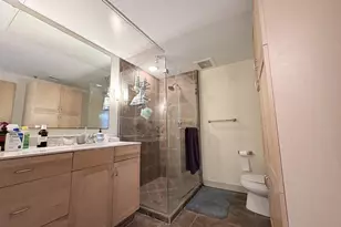 711 W 26th St, Austin, TX 78705 - Photo 16