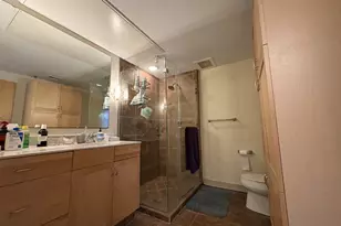 711 W 26th St, Austin, TX 78705 - Photo 16