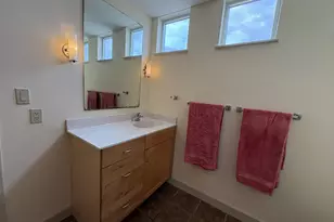 711 W 26th St, Austin, TX 78705 - Photo 14