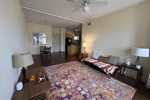 711 W 26th St, Austin, TX 78705 - Photo 4