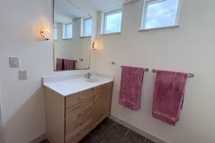 711 W 26th St, Austin, TX 78705 - Photo 14