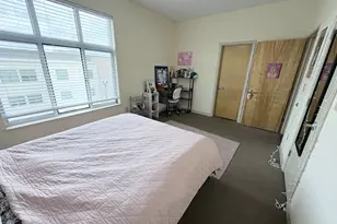 711 W 26th St, Austin, TX 78705 - Photo 12