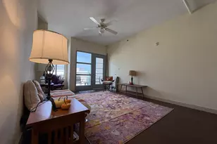 711 W 26th St, Austin, TX 78705 - Photo 2