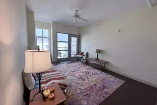 711 W 26th St, Austin, TX 78705 - Photo 1