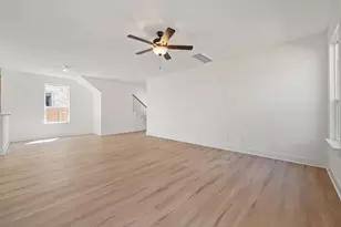 518 Tailwind Dr, Kyle, TX 78640 - Photo 10