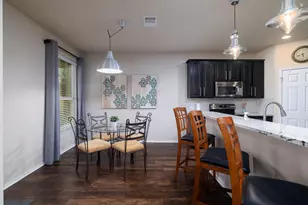 401 Canterbury Hl, Cibolo, TX 78108 - Photo 14