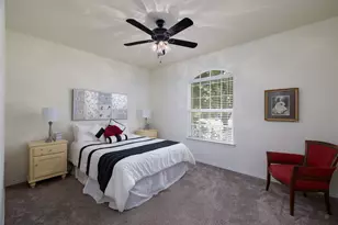 401 Canterbury Hl, Cibolo, TX 78108 - Photo 20