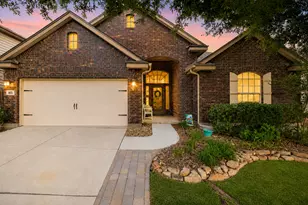 401 Canterbury Hl, Cibolo, TX 78108 - Photo 1