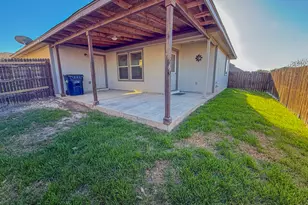 412 Azurite Dr, Jarrell, TX 76537 - Photo 22