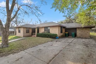 927 E Walnut St, La Grange, TX 78945 - Photo 26