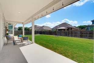 12613 Twisted Root Dr, Manchaca, TX 78652 - Photo 16