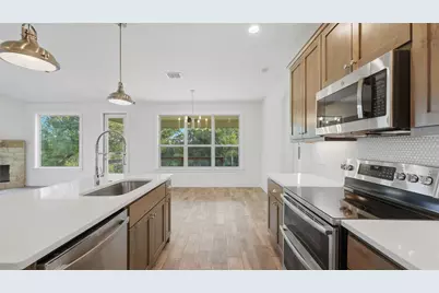 1039 Primrose Path, Canyon Lake, TX 78133 - Photo 14