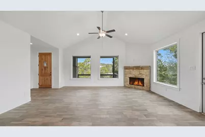 1039 Primrose Path, Canyon Lake, TX 78133 - Photo 6