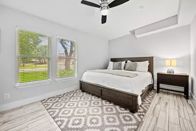 706 W Crestland Drive, Austin, TX 78752 - Photo 26