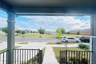 1521 Cobblecrest Ln, Leander, TX 78641 - Photo 2