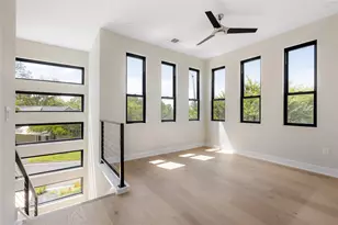 2200 De Verne St, Austin, TX 78704 - Photo 18
