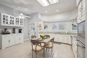 17011 Vista Village Dr, San Antonio, TX 78247 - Photo 8