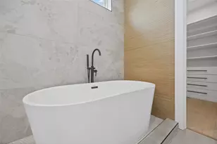 100 W Odell St, Austin, TX 78752 - Photo 22