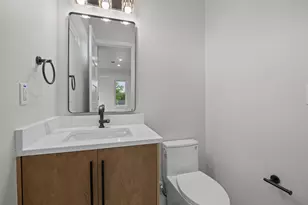 100 W Odell St, Austin, TX 78752 - Photo 16