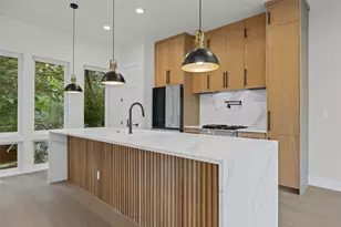 100 W Odell St, Austin, TX 78752 - Photo 10
