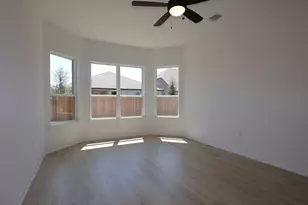 124 Leland Ave, Buda, TX 78610 - Photo 10