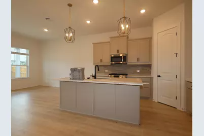 124 Leland Avenue, Buda, TX 78610 - Photo 6