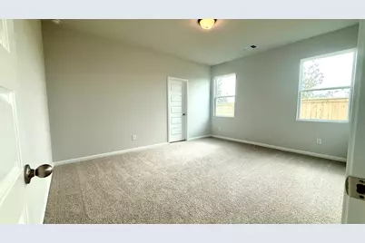 106 W Wesley Miller Lane, Taylor, TX 76574 - Photo 6