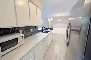 9900 Hundred Oaks Cir, Austin, TX 78750 - Photo 10